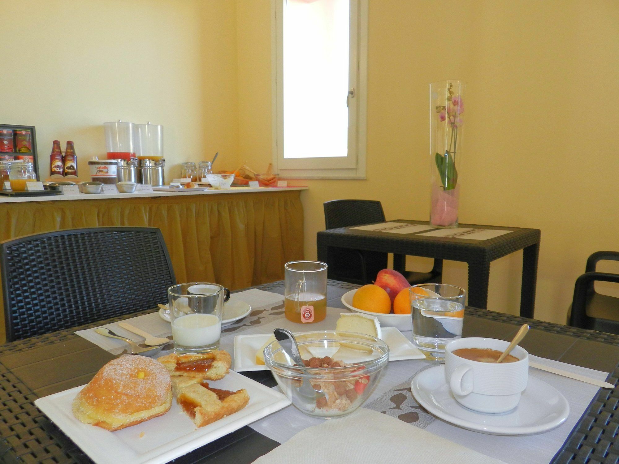 Al Borgo Aparthotel Sarzana Exteriör bild