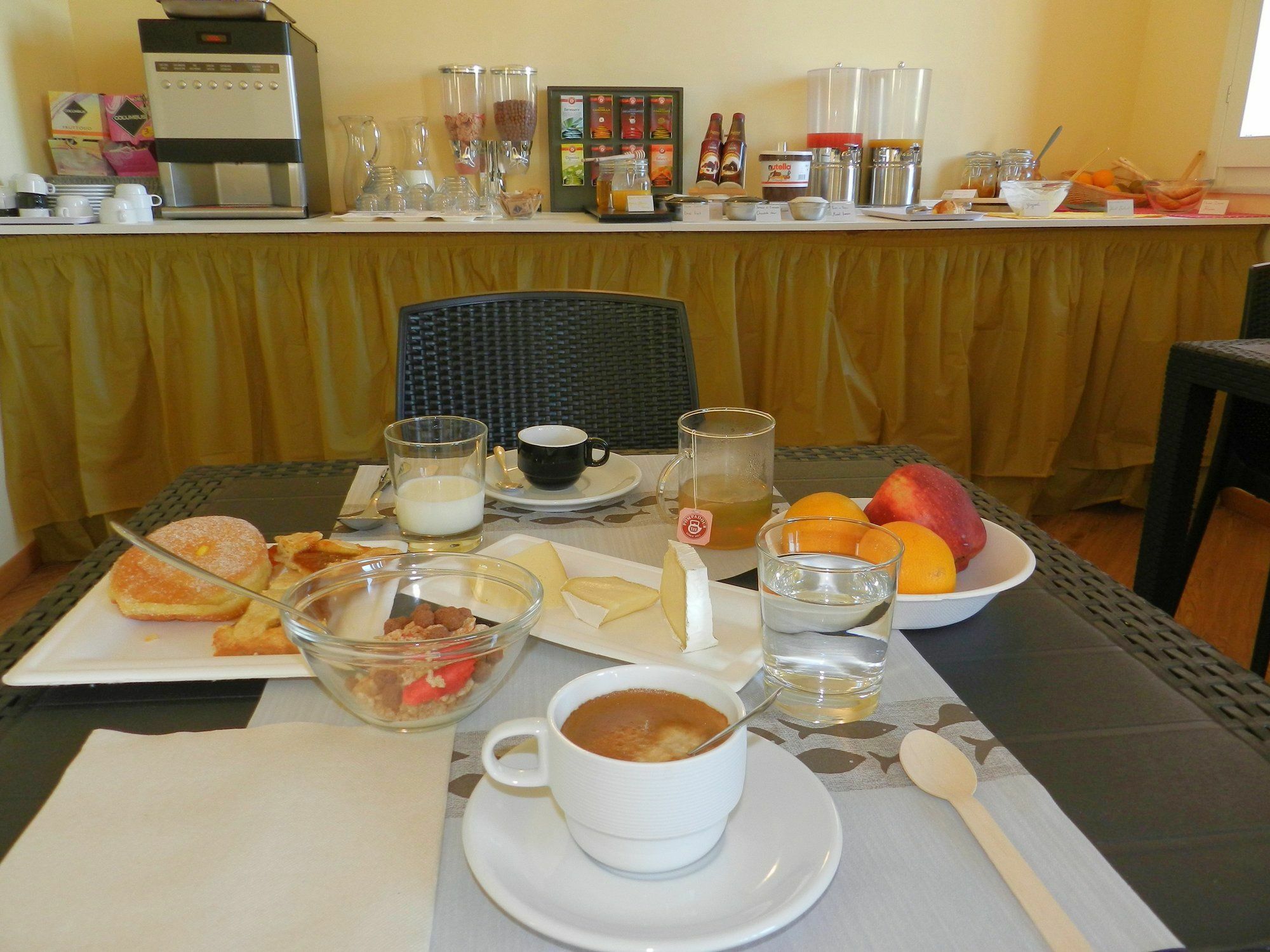 Al Borgo Aparthotel Sarzana Exteriör bild